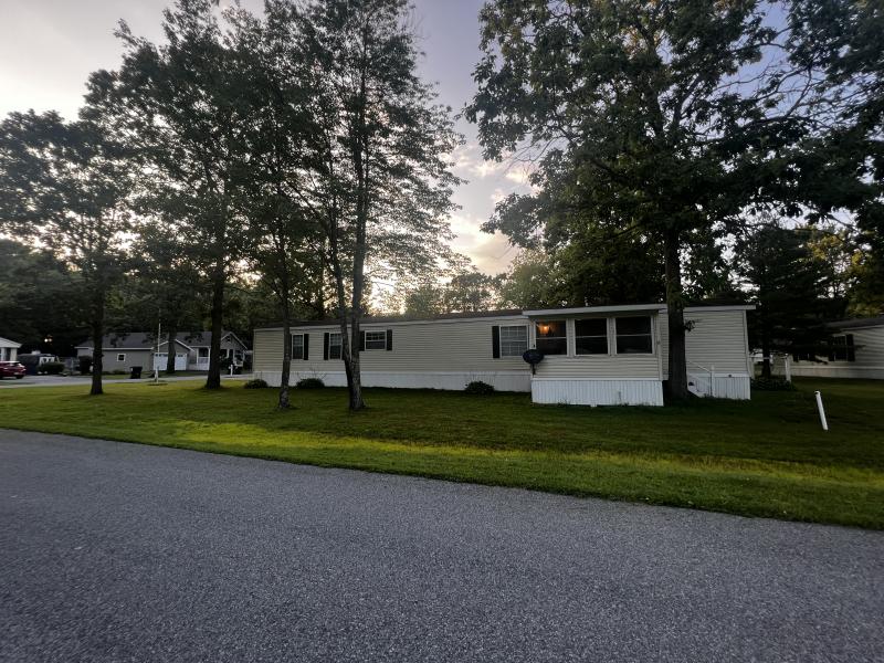 LOT #130 - 1994 MARLETTE 14 X 74