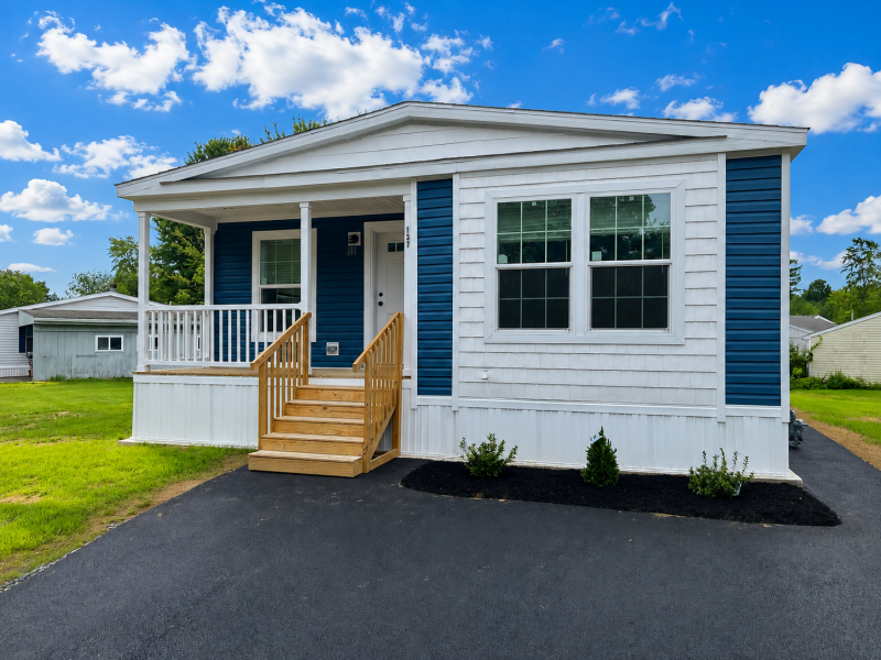 LOT #137 BRAND-NEW 2026 ATLANTIC CATENA 28' x 60'
